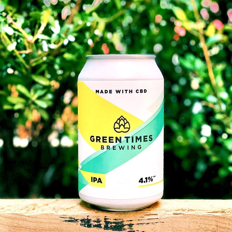 How Does It Feel When Mixing CBD Oil with Beer?