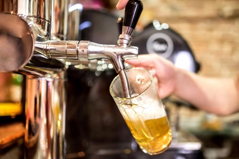 5 Strange and Weird Facts About Beer: From Ancient Times to Modern Day Brews