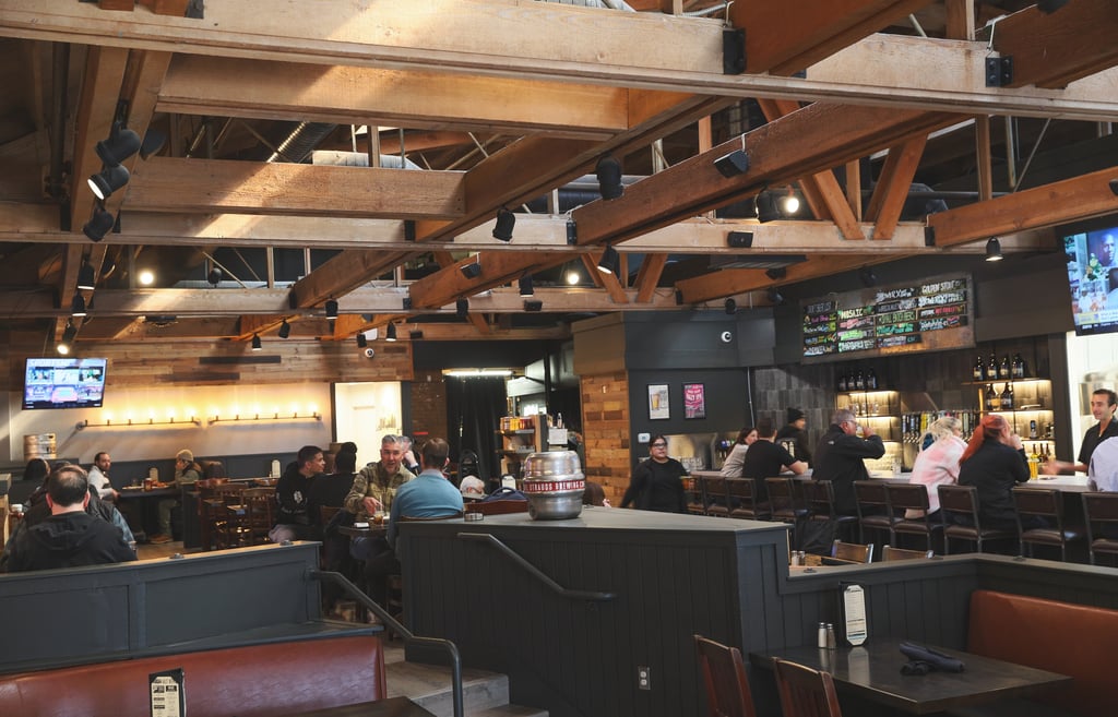 karl strauss downtown 89 interior