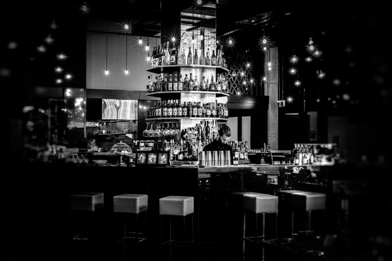 Best Bars to Spice Up Your Night Life in the US
