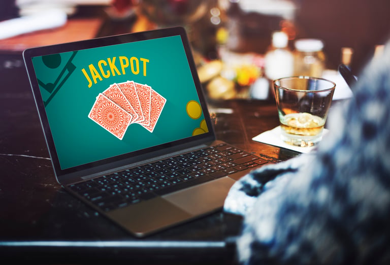 Need Some Extra Cash for Beer? 10 Tips On How to Win Real Money at Online Casinos