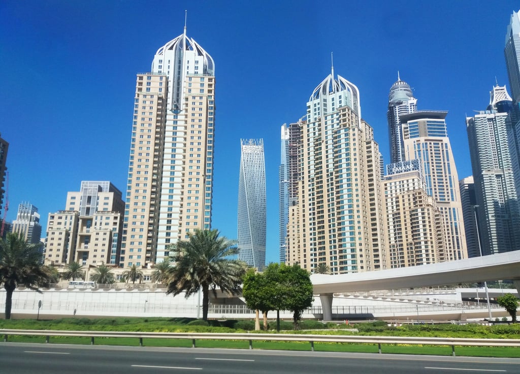 Ways to Travel in the UAE with a Low Budget