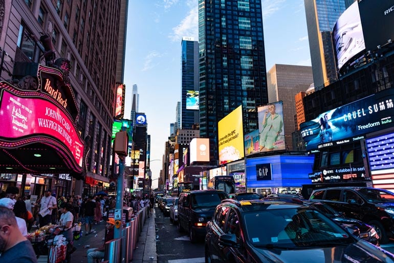 Effective Outdoor Signage: Tips for Businesses