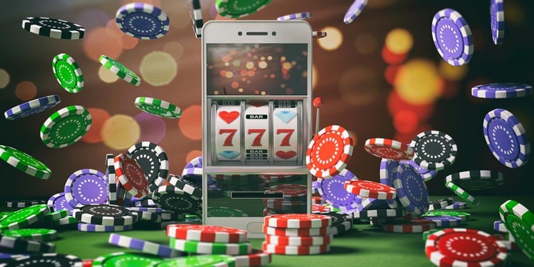 Exploring the Benefits and Drawbacks of Free Online Casino Gaming