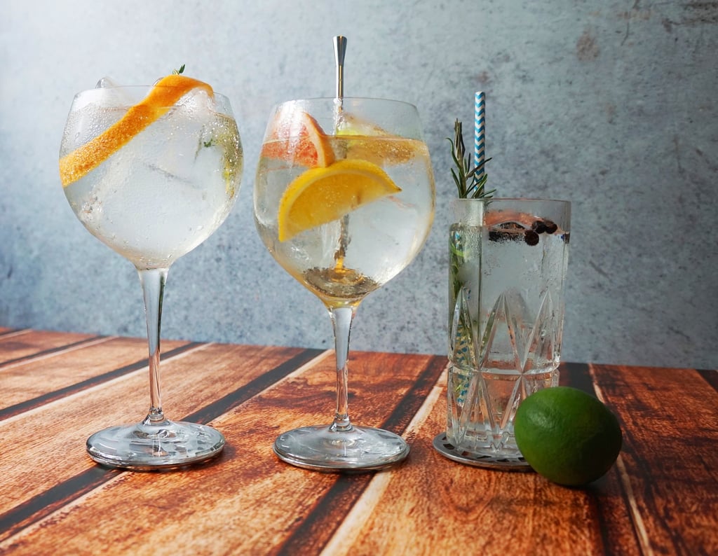 Summer Cocktails for Students’ Parties: Top Alcoholic Mixed Drinks Recipes