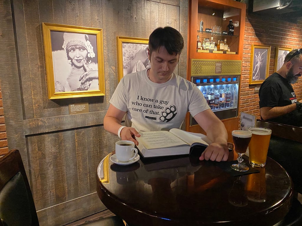Victor Migalchan: Crafty Celebrity Stories