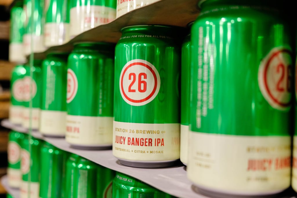 Station 26 Brewing Juicy Banger IPA Cans