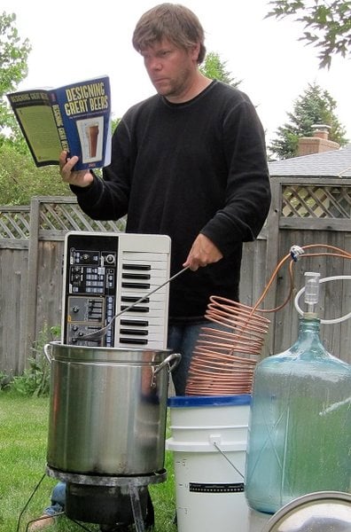 Kyle Hollingsworth employs an unusual adjunct.