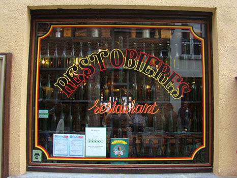 Restobieres window sign