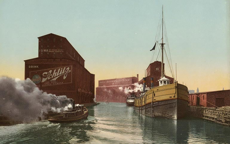 Schlitz: How Milwaukee's Famous Beer Became Infamous
