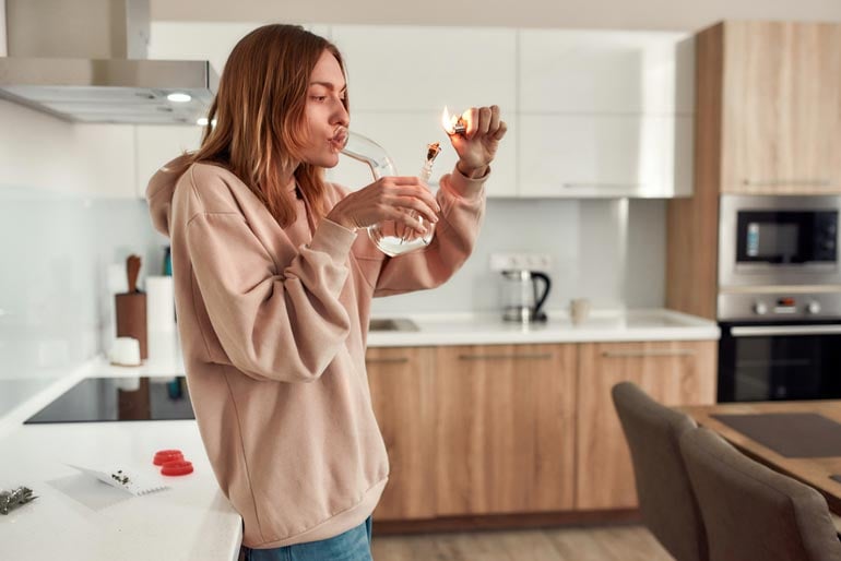 Why Should You Consider Smoking in Water Pipes?