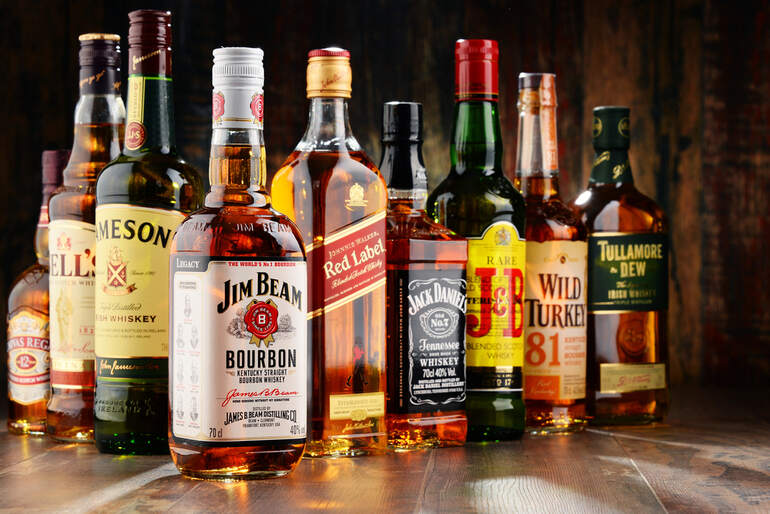A selection of popular alcoholic drinks commonly enjoyed by poker players during games