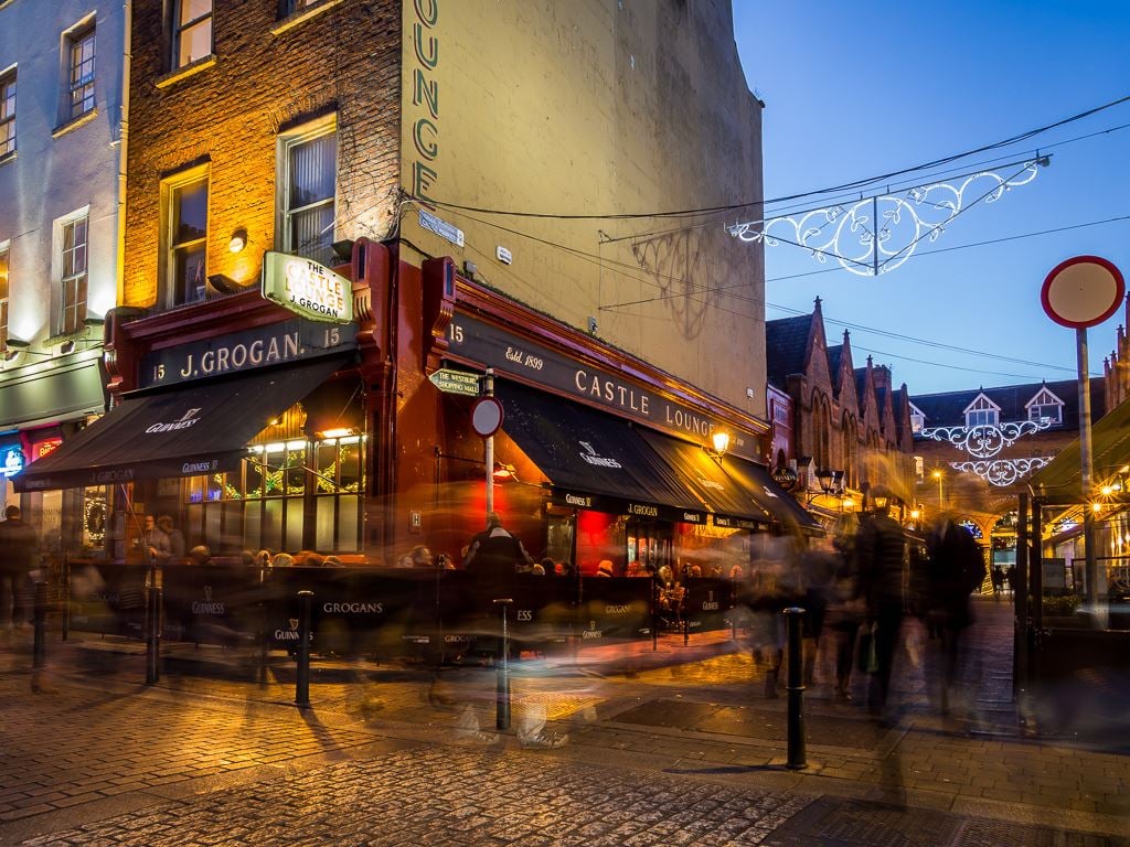 Grogan's Castle Lounge Ireland