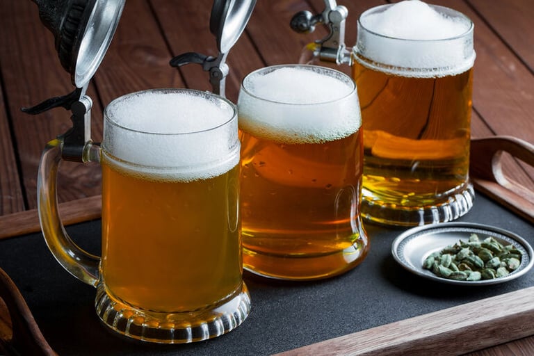How to Make Cannabis Beer (Non-Alcoholic DIY Guide)