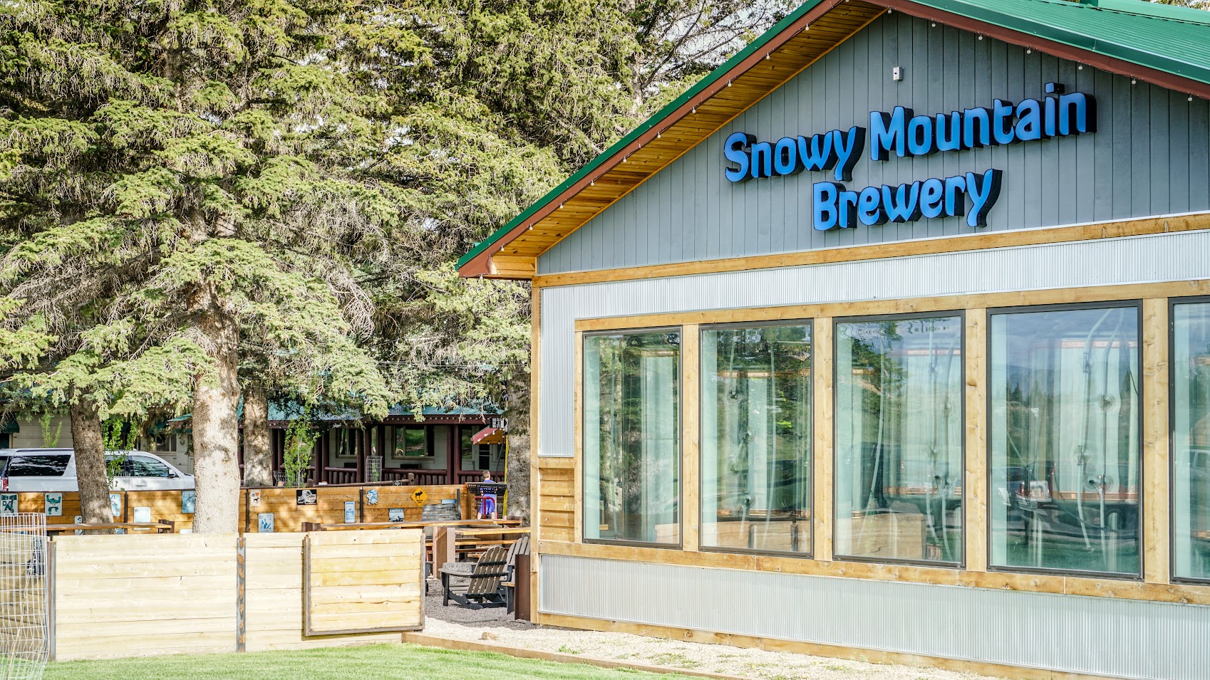 The Front of Snowy Mountain Brewery