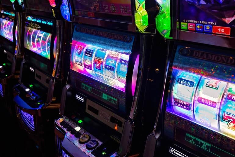 Slot machines displaying near-winning combinations that create the false feeling of a win despite an actual loss.