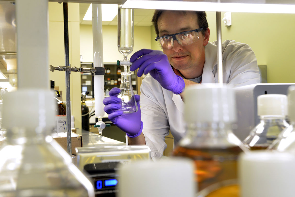 haas chemist prepares to analyze essential oils in hops