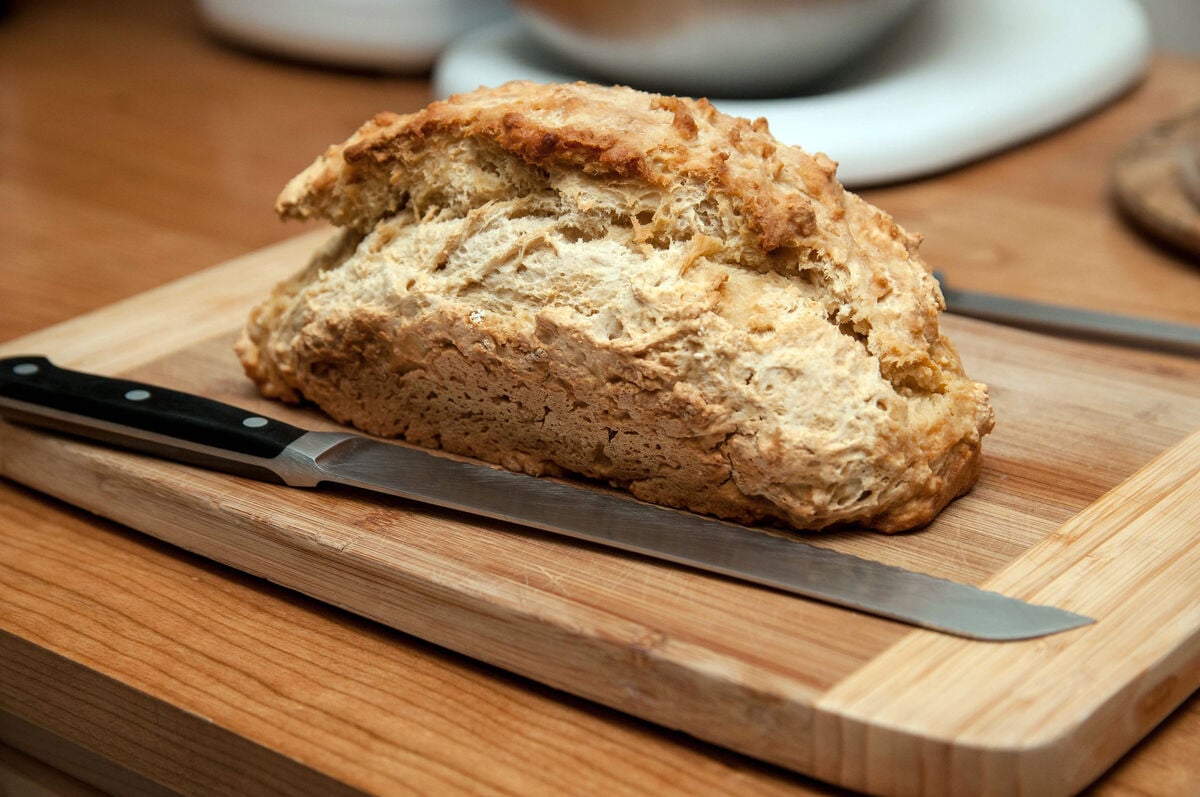 A Simple Recipe for How to Make Bread from Beer