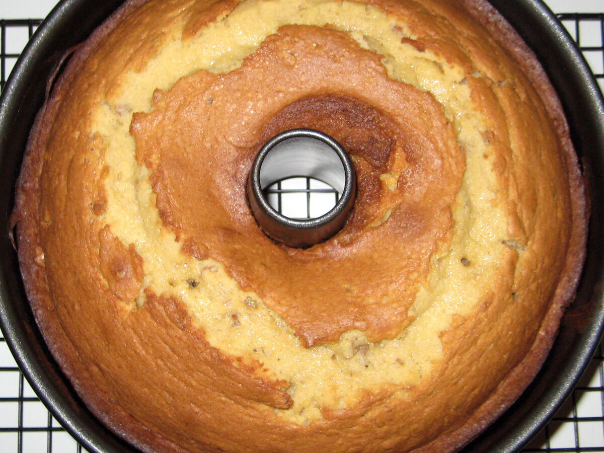 brown sugar pound cake in pan
