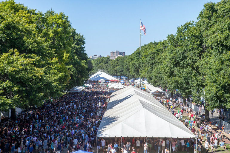 Oregon Brewers Festival | Photo by Timothy Horn