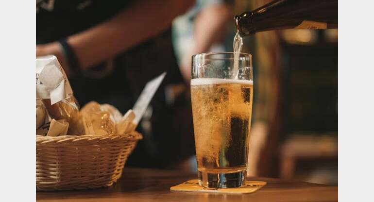 9 Cheap Beers Popular with College Students