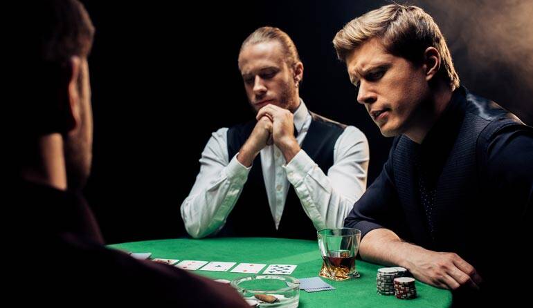 What Are The All-Time Favorites and Most Popular Drinks at The Poker Table?