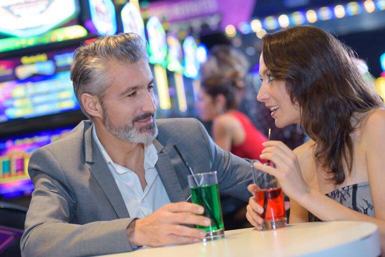 Are Free Drinks at Casinos Worth the Cost?