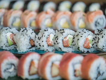 7 Unconventional Pairings For Your Next Sushi & Drinks Night