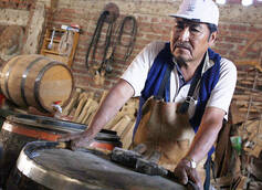 Chicha cooper Don Morales repurposes wood from the native ochoo tree to make his barrels. (Credit: Martin Thibault)