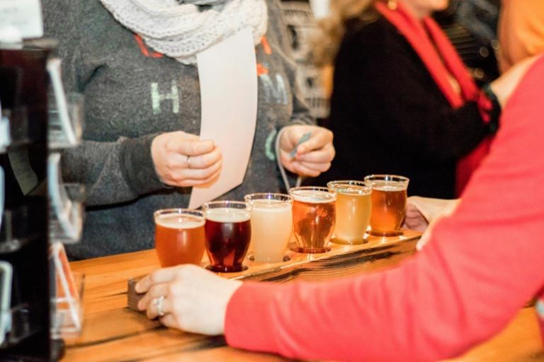 How to Host the Perfect Pacific Northwest Beer Tasting Event