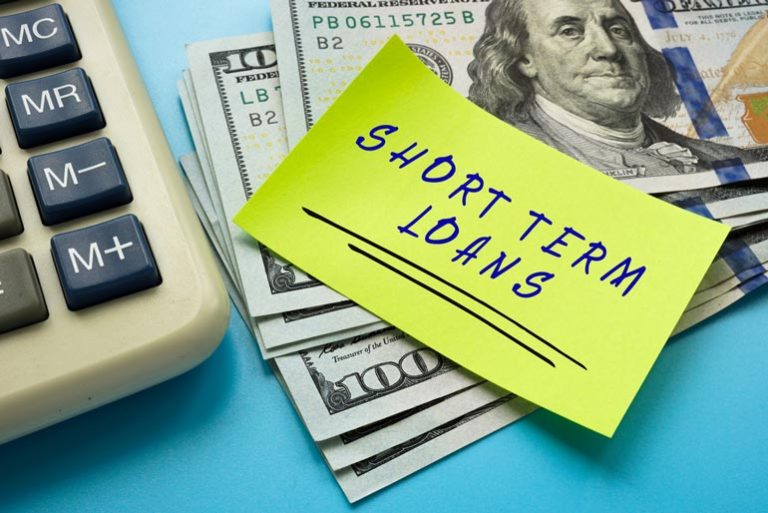 Navigating Short-Term Loans: Understanding Benefits and Risks