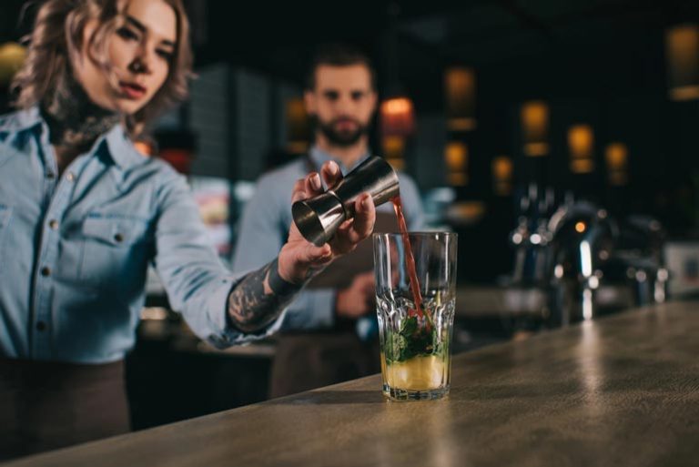 West Coast vs. East Coast Bartending - Exploring Pros and Cons