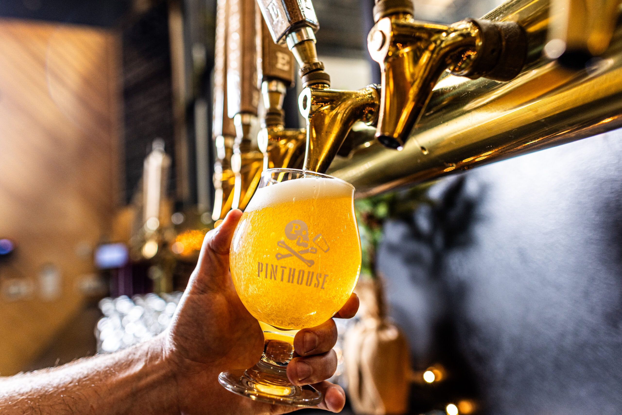 Draft pour of Pinthouse Brewing Electric Jellyfish IPA.